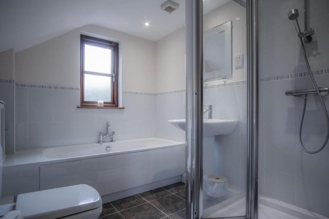 Llais Afon - 3 Bedroom Holiday Home - Fishguard Kültér fotó